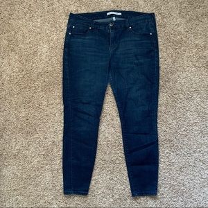 Celebrity Pink Mid-Rise Skinny Jeans in Dark Wash